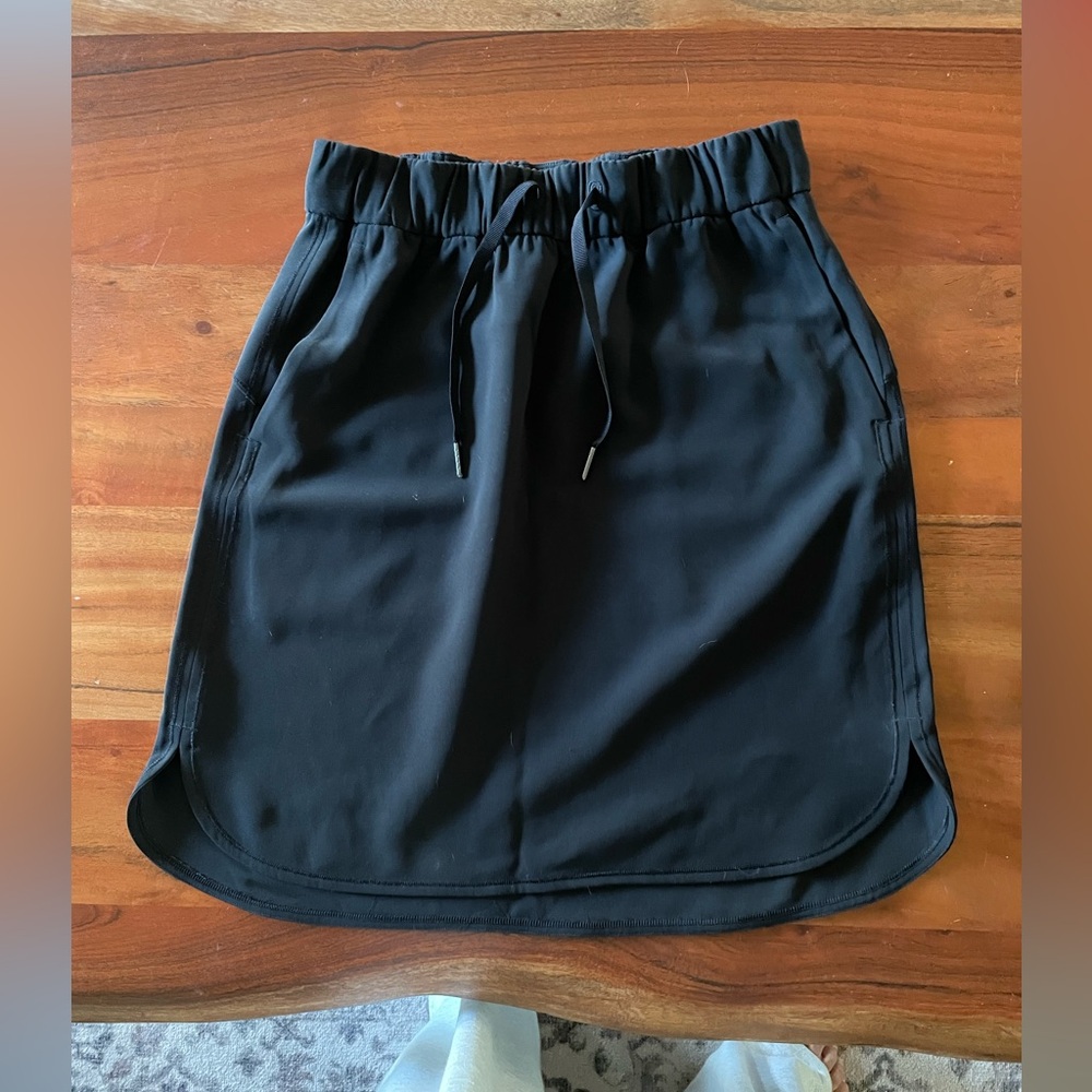 Lululemon On The Fly Woven Skirt
